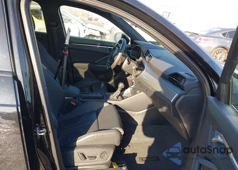 2024 Audi Q3 Premium 45 Tfsi S Line Quattro Tiptronic z USA, uszkodzony, nr VIN WA1DECF39R1135355